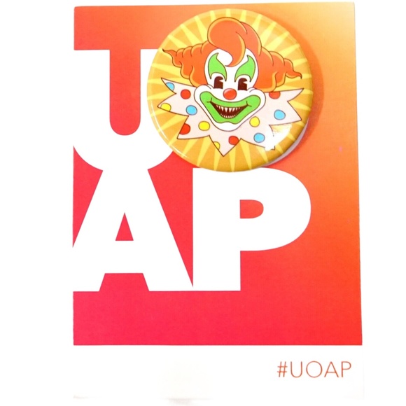 2021 Universal Studios Orlando UOAP Passholder Button - Jack the Clown - Picture 1 of 1